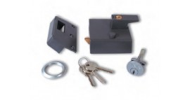 Yale P2 No.2 High Security Auto Deadlocking Night Latch ( DMG)